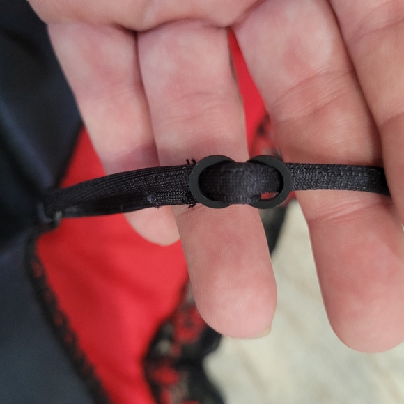 Vintage Fire Red and Black Lace Camisole/by Best Form Size 38/ Crop top - Picture 3 of 6